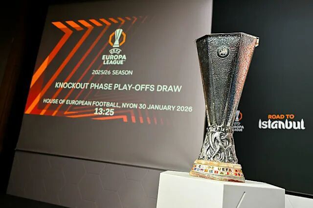 قرعه‌کشی پلی‌آف لیگ اروپا؛ رویارویی ناتینگهام فارست – فنرباغچه در داغ‌ترین جدال