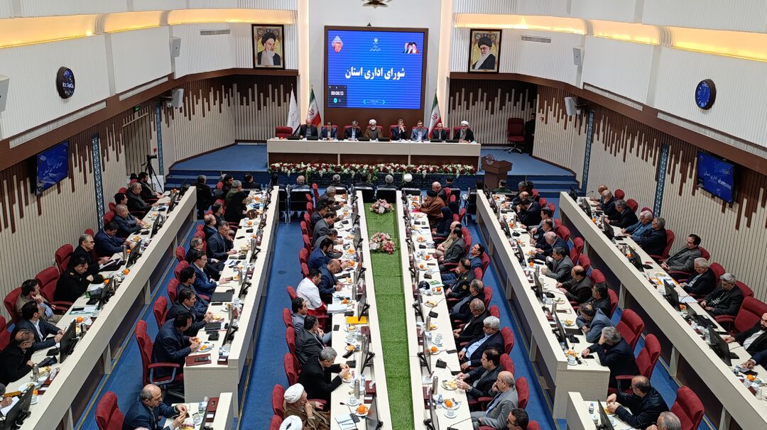استاندار خراسان رضوی: وظیفه مسئولان، شنیدن صدای مردم است