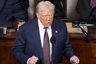 ترامپ: سهم ونزوئلا از فروش نفتش را هنوز مشخص نکرده‌ایم