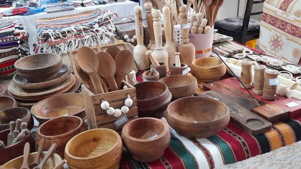 نمایشگاه تولیدات  ۱۰۰ بانوی کارآفرین در گلمکان