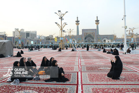 گزارش تصویری | حرم مطهر رضوی در شب نیمه شعبان