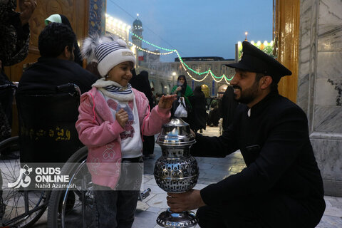 گزارش تصویری | حرم مطهر رضوی در شب نیمه شعبان