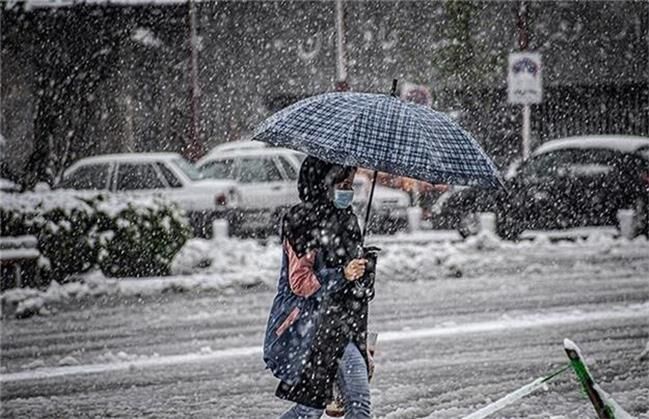 ورود سامانه بارشی به کشور/ هوا سردتر می‌شود