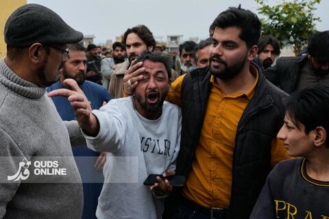 پاکستانی‌ها در سوگ قربانیان حمله به مسجد شیعیان