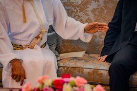 عکس | تصویری مهم از یک نامه در دیدار علی لاریجانی با وزیر امور خارجه عمان