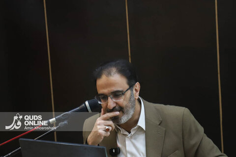 گزارش تصویری | فصل پنجم قصه‌های حرم؛ تاریخ پنجره فولادی در حرم مطهر