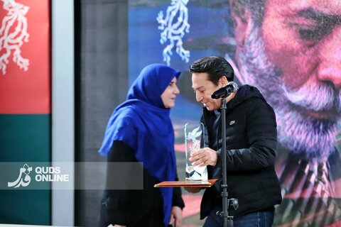 گزارش تصویری | گرامیداشت سه چهره پیشکسوت سینما در جشنواره فجر