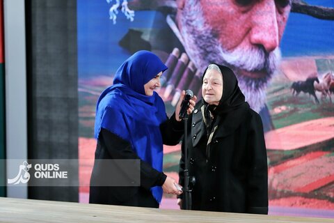 گزارش تصویری | گرامیداشت سه چهره پیشکسوت سینما در جشنواره فجر