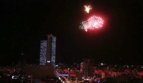 جشن تکبیر و نورافشانی ۳۱۳ نقطه مشهد در شب بیست و دوم بهمن‌