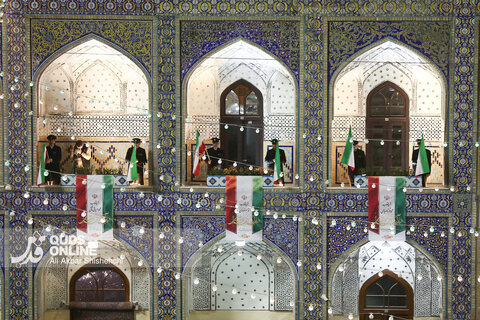 گلبانگ الله اکبر در حرم مطهر رضوی