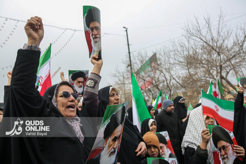 راهپیمایی  مردم مشهد در ۲۲ بهمن ماه