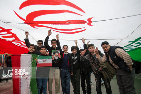 راهپیمایی  مردم مشهد در ۲۲ بهمن ماه