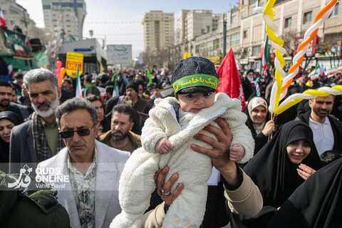 راهپیمایی  مردم مشهد در ۲۲ بهمن ماه