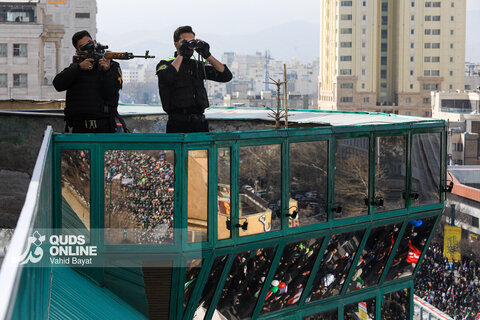 راهپیمایی  مردم مشهد در ۲۲ بهمن ماه