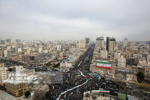 راهپیمایی  مردم مشهد در ۲۲ بهمن ماه