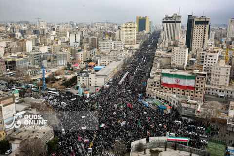 راهپیمایی  مردم مشهد در ۲۲ بهمن ماه