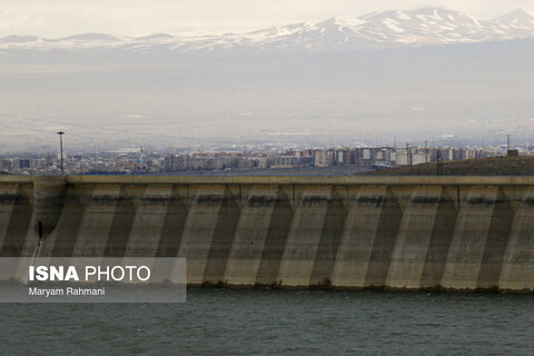 روزهای کم آبی در سد اکباتان همدان