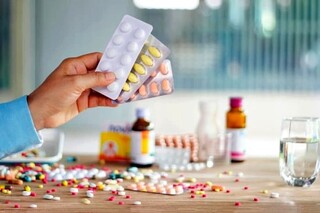 هشدار؛ سالمندان این داروها را باهم نخورند