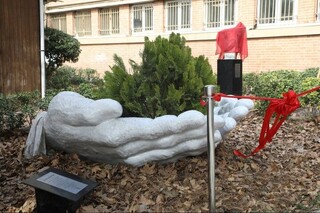 رونمایی از ۲ تندیس هنری در محوطه بنیاد رودکی