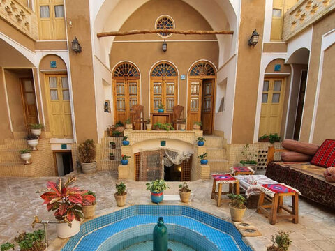 زمستان بوم‌گردی