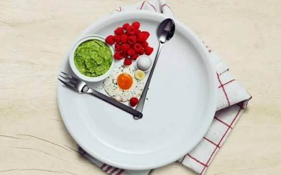 باور غلط درباره روزه‌داری و فستینگ