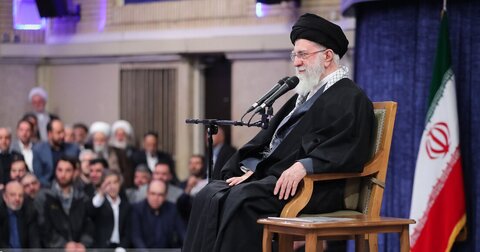 رهبر معظم انقلاب: خطرناکتر از ناو، سلاحی است که آن را به قعر دریا می‌فرستد