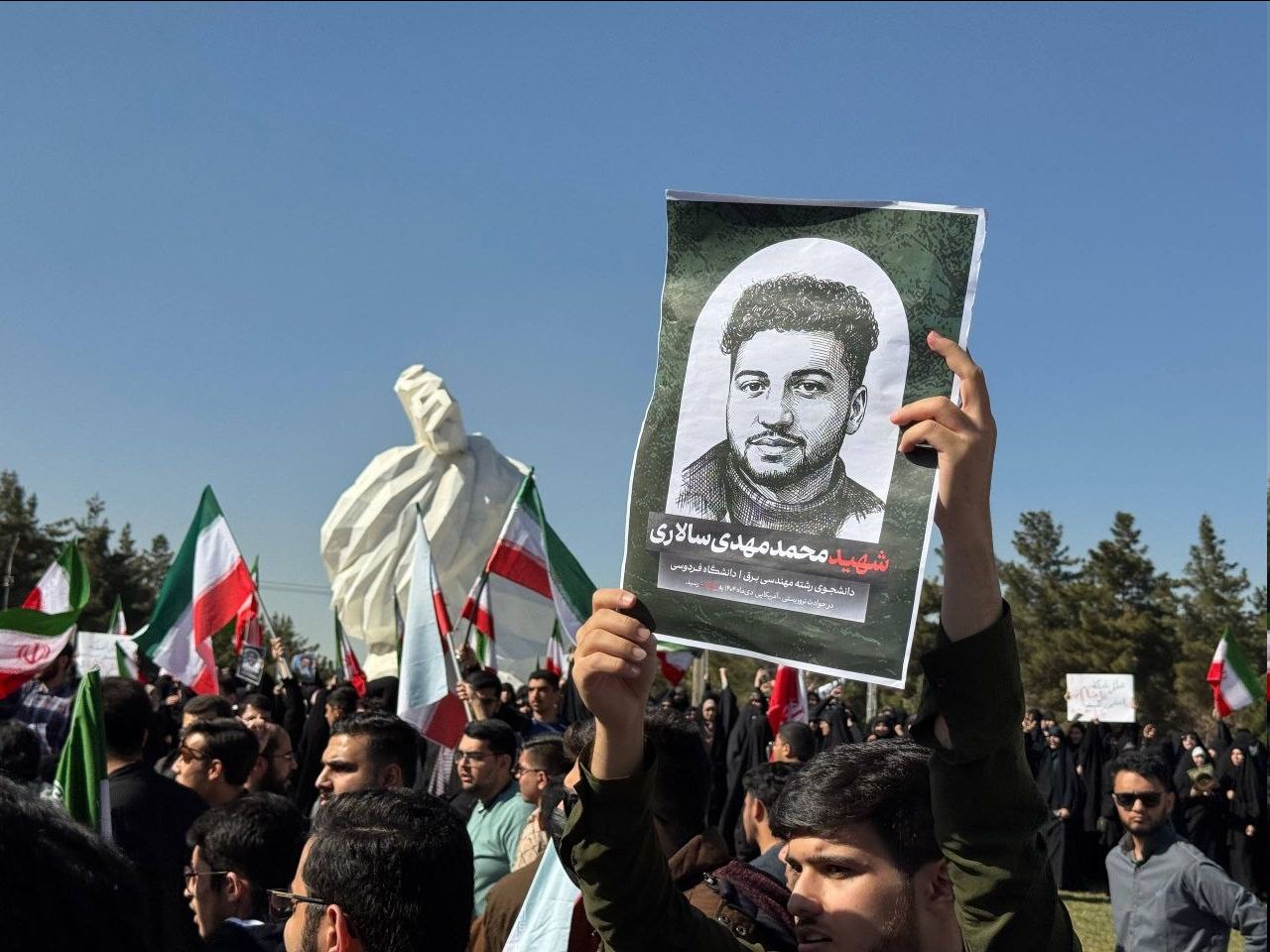 تجمع دانشجویان دانشگاه فردوسی مشهد+تصاویر