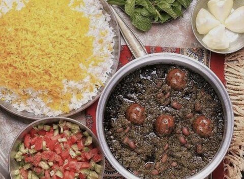 خورشت‌ها؛ انتخاب هوشمندانه و انرژی‌بخش برای سحری!