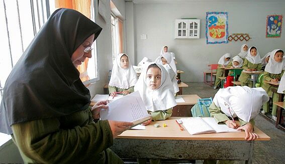 جذب ۷۴ هزار نیروی آموزش و پرورش در راه است / آیا تعطیلات تابستانی کوتاه می‌شود؟