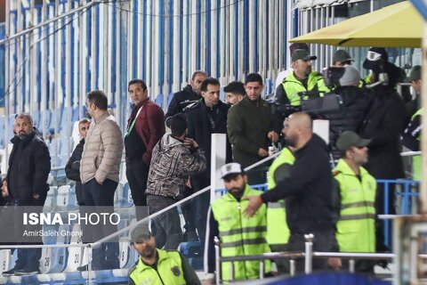 عکس | تصاویری از لحظه درگیری خداد عزیزی و مازیار زارع