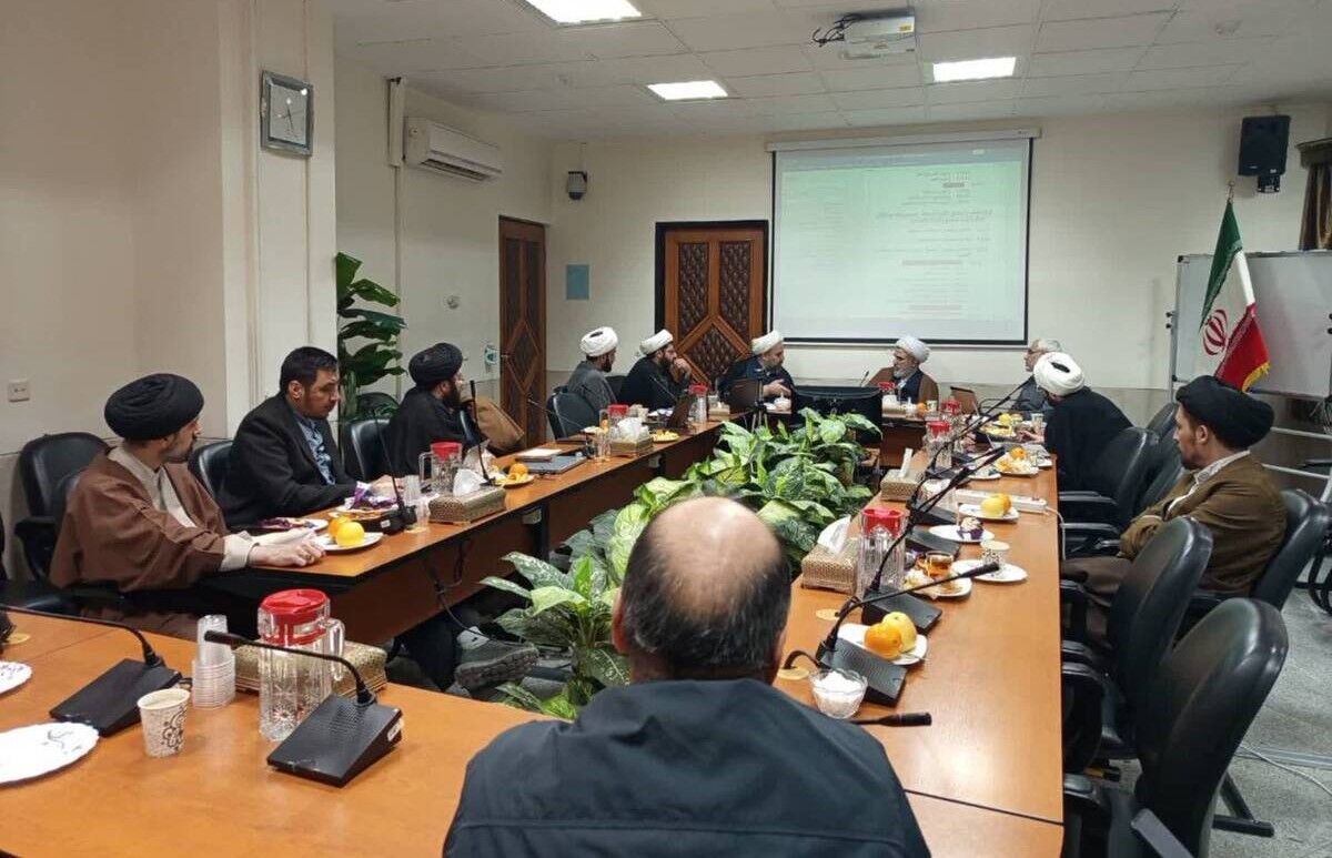 نقد و بررسی «فلسفه فقه تعلیم و تربیت»؛ تأکید بر احیای مرجعیت دین در عرصه تربیت