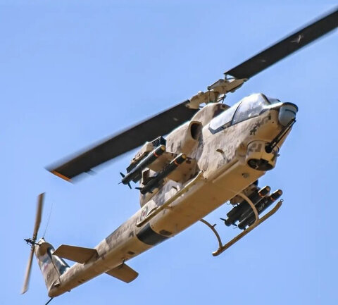 سقوط  بالگرد در خمینی شهر+تصاویر