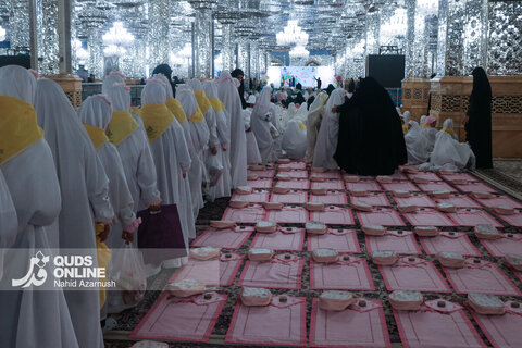 گزارش تصویری | افطار فرشته‌های روزه اولی در حرم رضوی