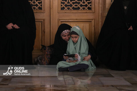 گزارش تصویری | افطار فرشته‌های روزه اولی در حرم رضوی