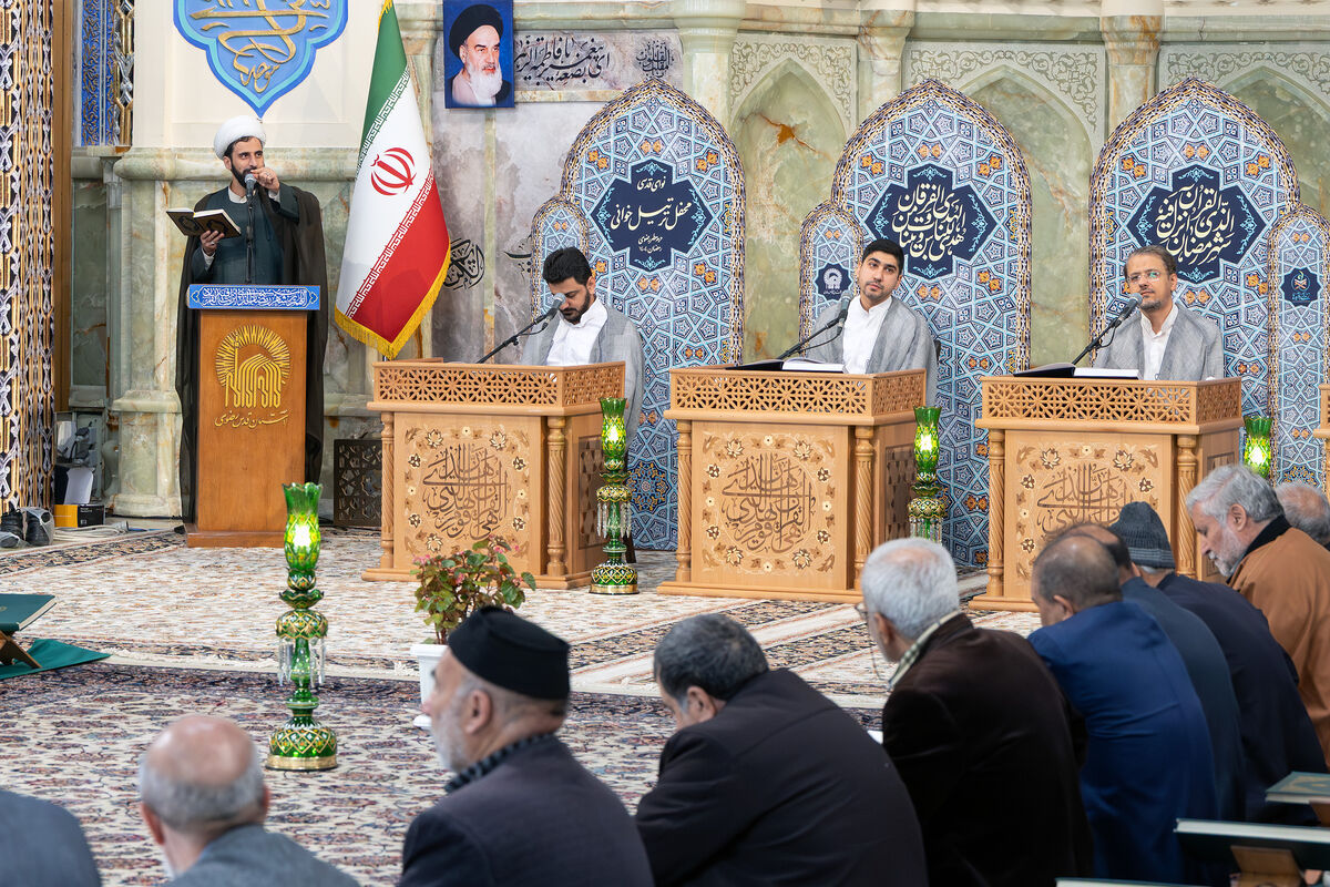 برگزاری محفل قرآنی «نوای قدسی» با حضور زائران رضوی