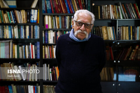 عکس | تصاویری از مرحوم پروفسور عبدالمجید ارفعی، نخستین مترجم منشور کورش