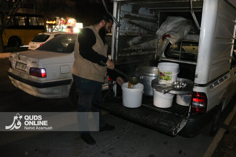 گزارش تصویری | «افطاری ساده» در هیئت عمار یاسرِ محله مصلی