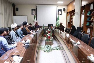 سواد در دنیای معاصر توانایی استفاده از آموخته‌ها در حل مسائل و بهبود کیفیت زندگی مادی و معنوی بشر است