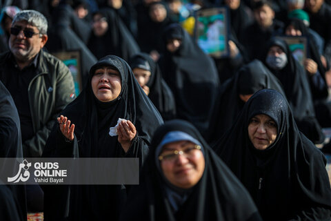 گزارش تصویری | تجمع سوگواران رهبر شهید انقلاب در حرم مطهر رضوی