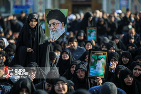 گزارش تصویری | تجمع سوگواران رهبر شهید انقلاب در حرم مطهر رضوی