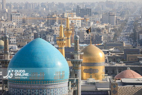 گزارش تصویری | تجمع سوگواران رهبر شهید انقلاب در حرم مطهر رضوی