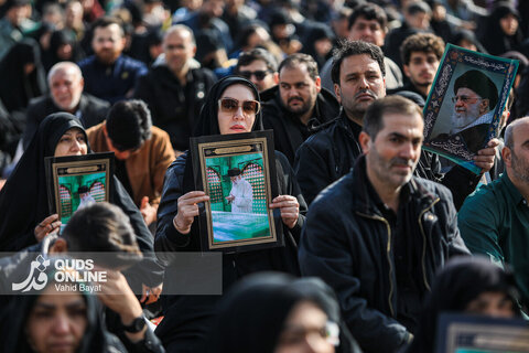 گزارش تصویری | تجمع سوگواران رهبر شهید انقلاب در حرم مطهر رضوی
