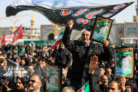 گزارش تصویری | تجمع سوگواران رهبر شهید انقلاب در حرم مطهر رضوی