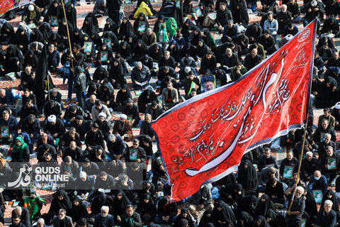 گزارش تصویری | تجمع سوگواران رهبر شهید انقلاب در حرم مطهر رضوی