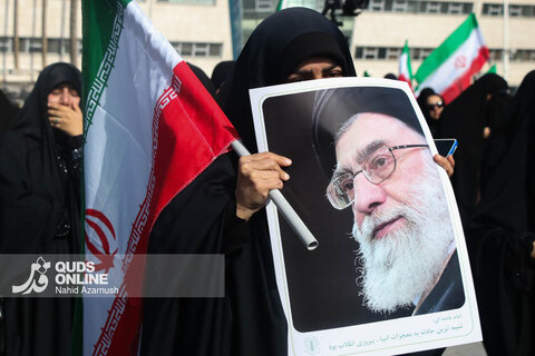 گزارش تصویری | تجمع سوگواران رهبر شهید انقلاب در میدان شهدا  _ مشهد