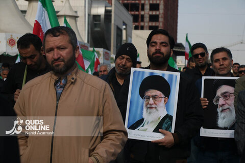 گزارش تصویری | تجمع سوگواران رهبر شهید انقلاب در میدان شهدا  _ مشهد