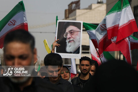 گزارش تصویری | تجمع سوگواران رهبر شهید انقلاب در میدان شهدا  _ مشهد