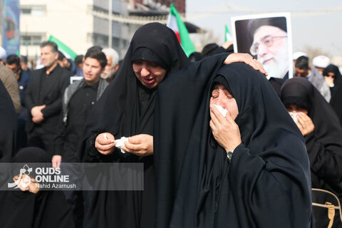 گزارش تصویری | تجمع سوگواران رهبر شهید انقلاب در میدان شهدا  _ مشهد