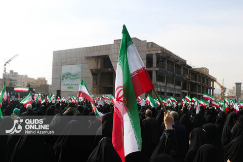 گزارش تصویری | تجمع سوگواران رهبر شهید انقلاب در میدان شهدا  _ مشهد