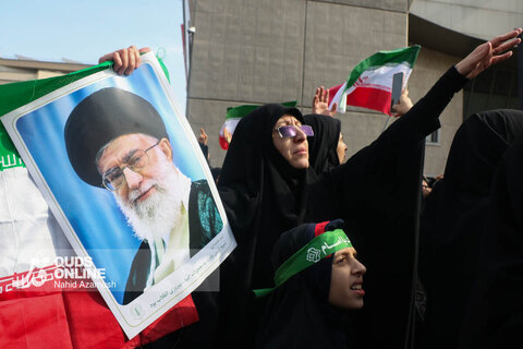 گزارش تصویری | تجمع سوگواران رهبر شهید انقلاب در میدان شهدا  _ مشهد